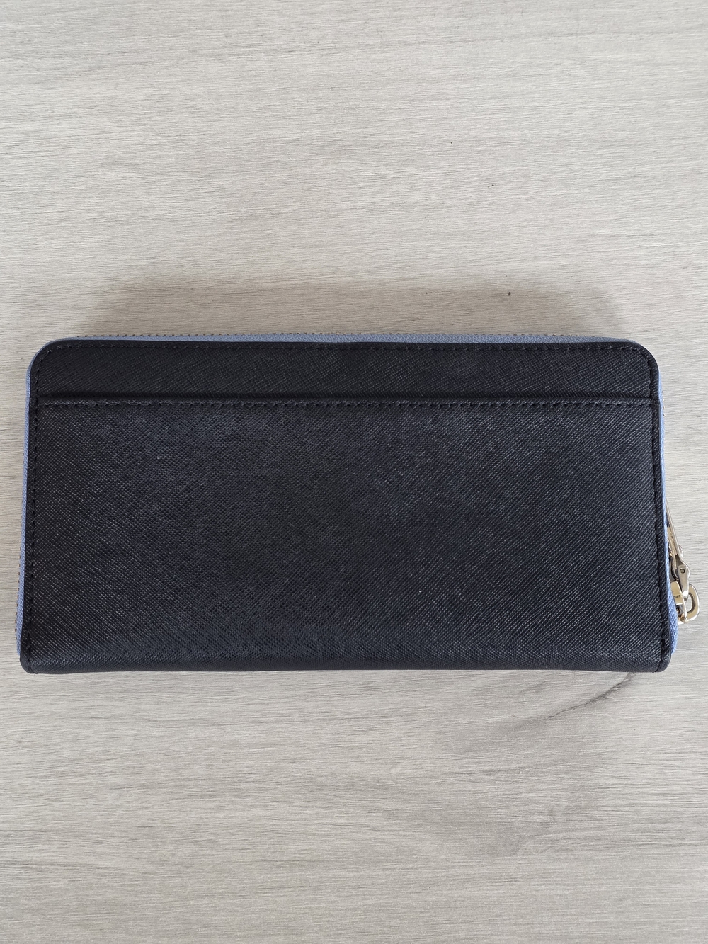 kate spade Two-Tone Blue and Black Zip Around Wallet - Picture 2 of 7